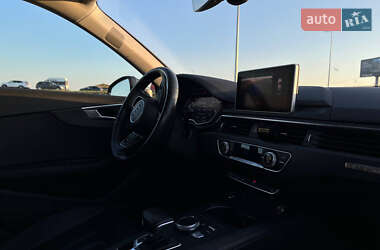 Седан Audi A4 2016 в 
