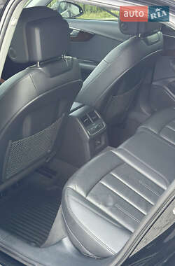 Седан Audi A4 2018 в 