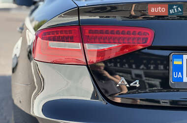 Седан Audi A4 2014 в 