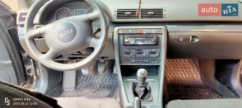 Седан Audi A4 2004 в Харькове