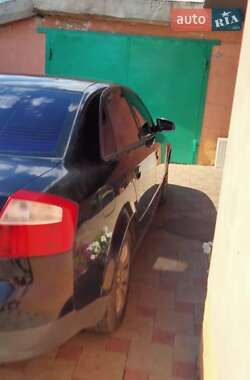 Седан Audi A4 2004 в Харькове