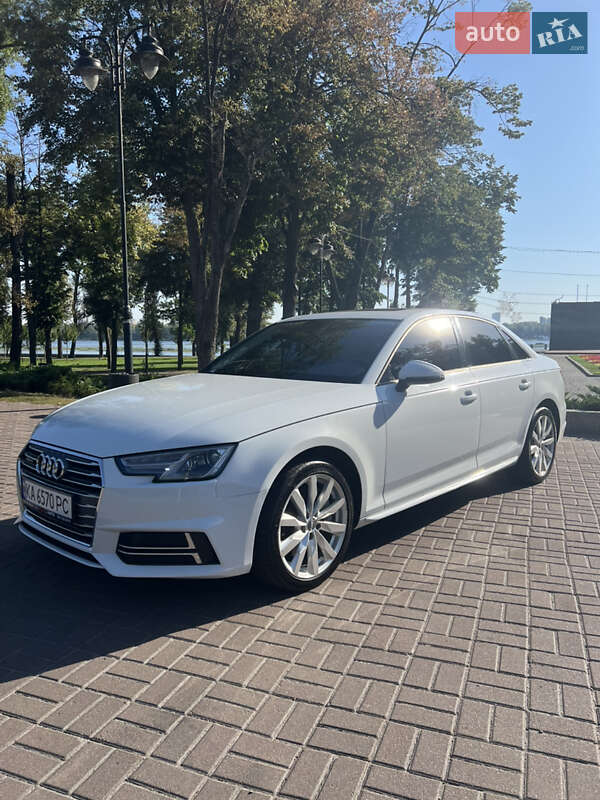 Audi A4 2018