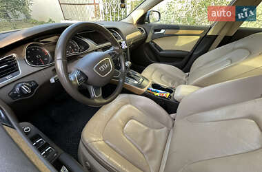 Седан Audi A4 2012 в 