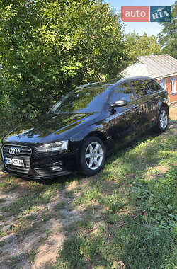 Универсал Audi A4 2012 в 