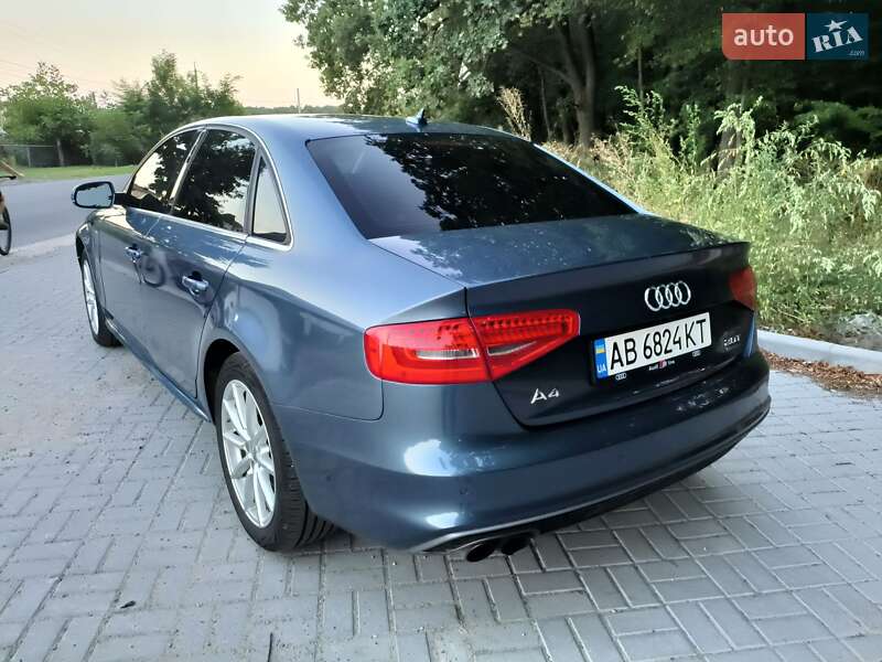 Седан Audi A4 2015 в Виннице