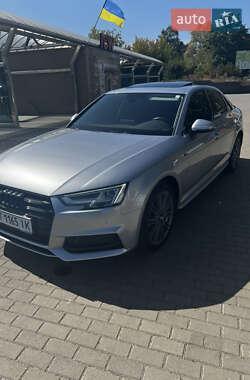 Седан Audi A4 2016 в 