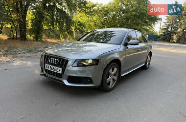 Седан Audi A4 2011 в 