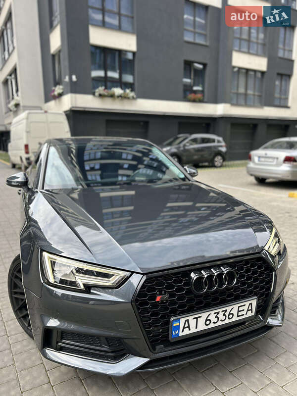 Седан Audi A4 2017 в 