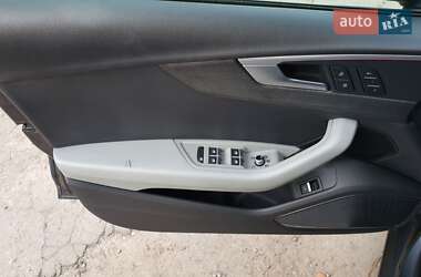 Седан Audi A4 2016 в 