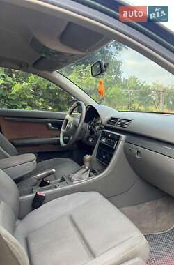 Седан Audi A4 2001 в 