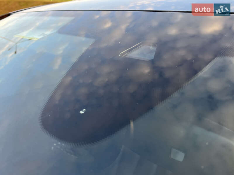Седан Audi A4 2017 в Львові