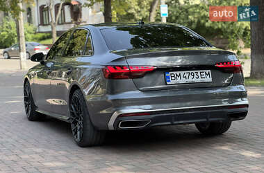 Седан Audi A4 2021 в 