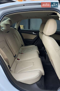 Седан Audi A4 2015 в 