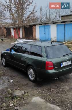 Универсал Audi A4 2000 в 