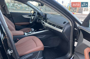 Седан Audi A4 2024 в 