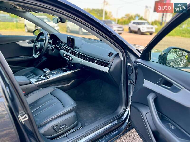 Седан Audi A4 2016 в Києві
