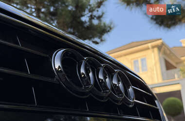 Седан Audi A4 2014 в 