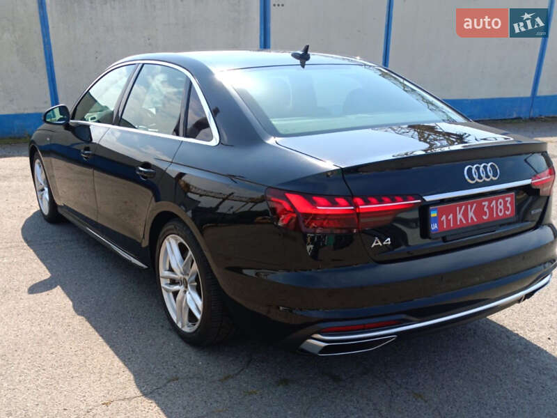 Седан Audi A4 2024 в Киеве