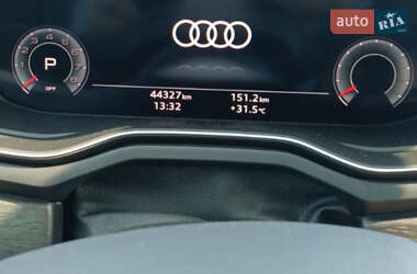 Седан Audi A4 2023 в Киеве