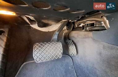 Седан Audi A4 2000 в 
