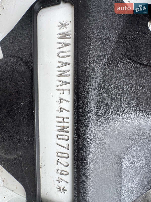 Седан Audi A4 2017 в Львове