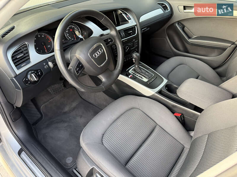 Универсал Audi A4 2011 в Киеве