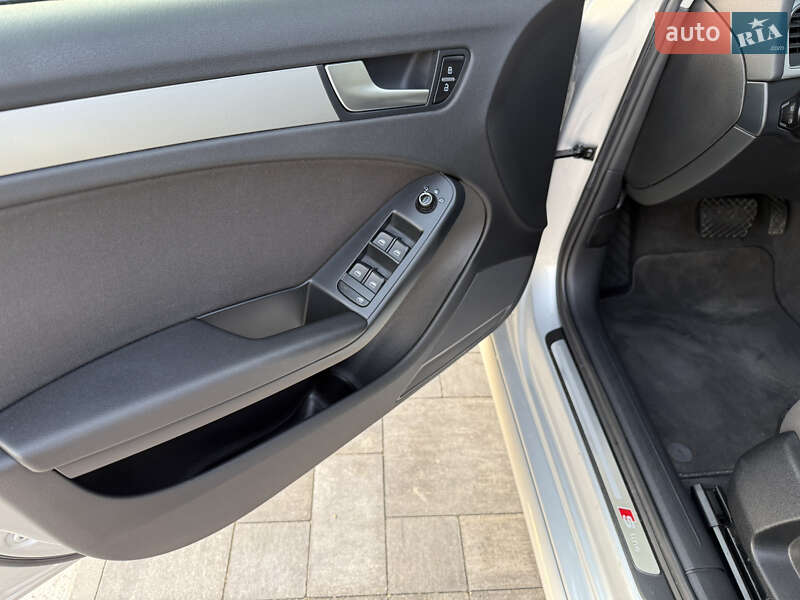 Универсал Audi A4 2011 в Киеве