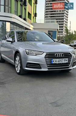 Седан Audi A4 2016 в 