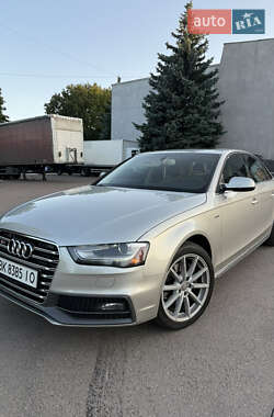 Седан Audi A4 2014 в 