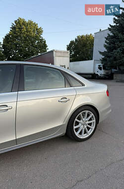 Седан Audi A4 2014 в 