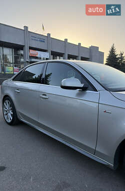 Седан Audi A4 2014 в 