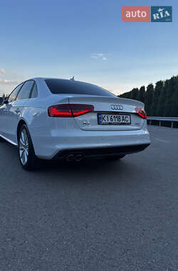 Седан Audi A4 2014 в 