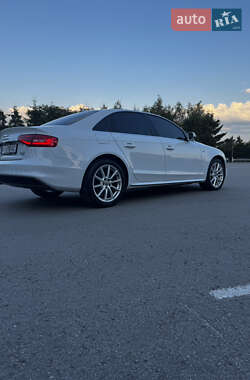 Седан Audi A4 2014 в 