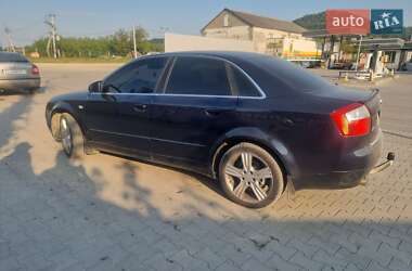 Седан Audi A4 2004 в 