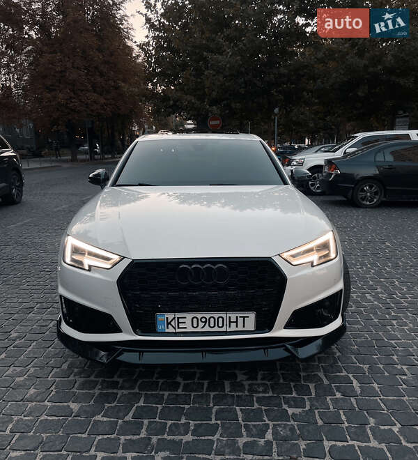 Седан Audi A4 2019 в Днепре