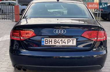 Седан Audi A4 2010 в 