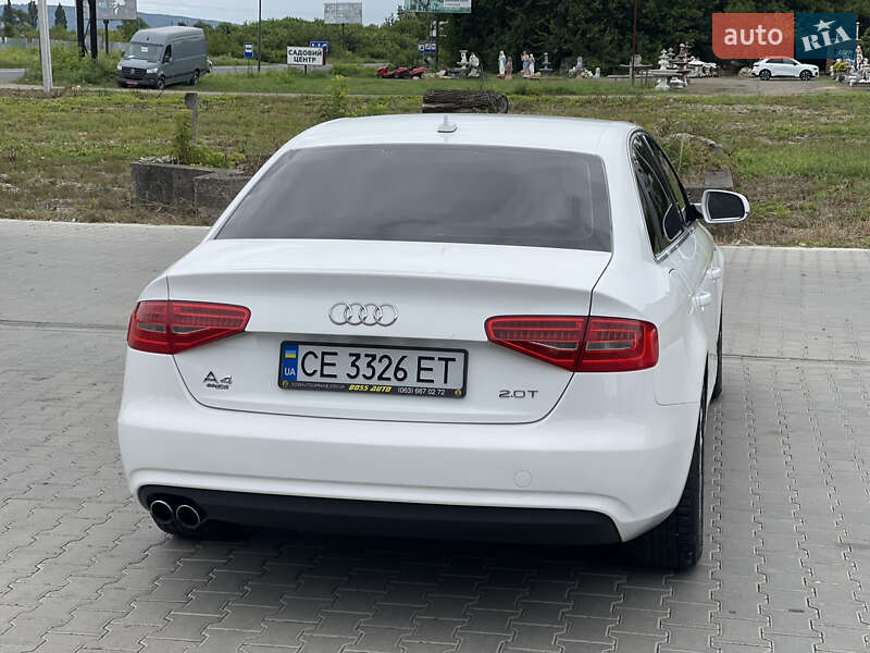 Седан Audi A4 2012 в Чернівцях