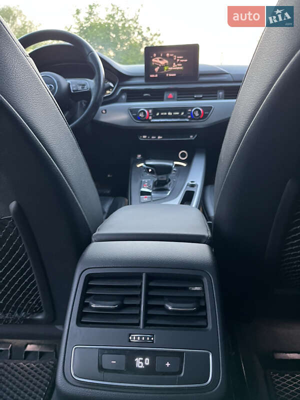 Седан Audi A4 2017 в Ковеле