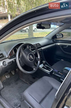 Седан Audi A4 2001 в 