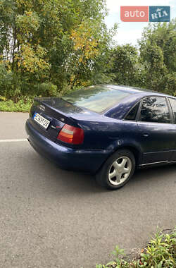 Седан Audi A4 1996 в 