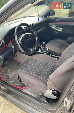 Седан Audi A4 1996 в 