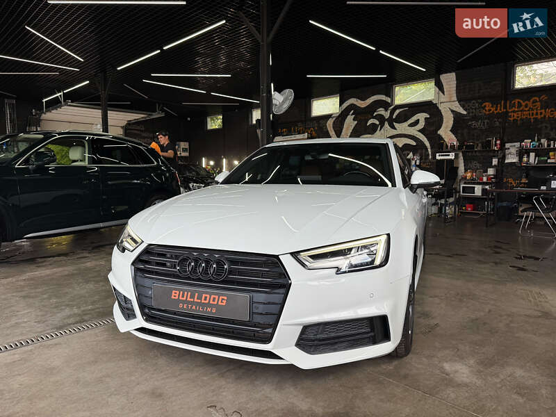 Седан Audi A4 2016 в Києві