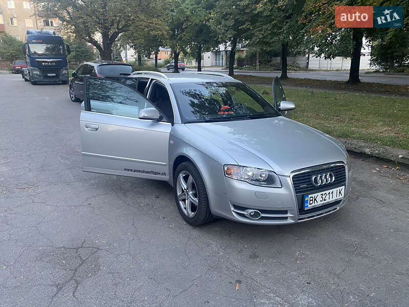 Универсал Audi A4 2004 в Ровно