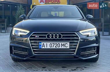 Седан Audi A4 2017 в 