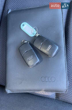 Седан Audi A4 2004 в 