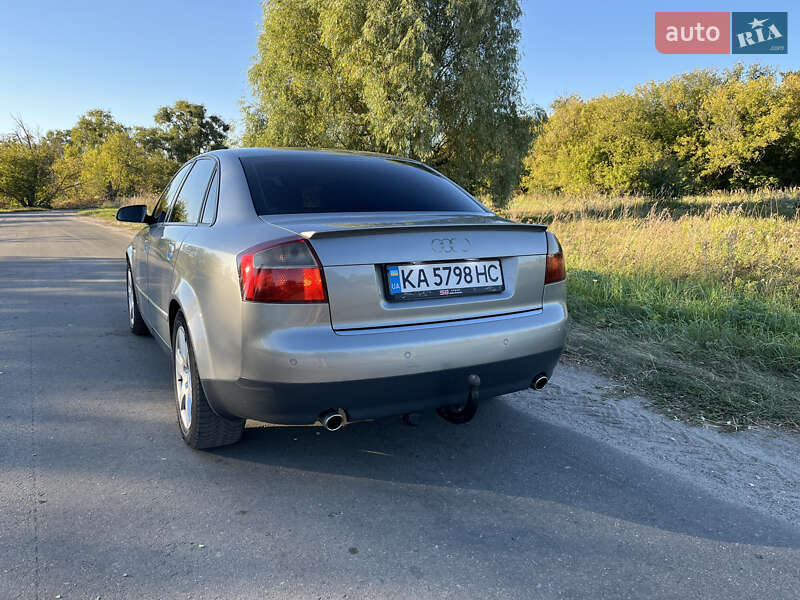 Седан Audi A4 2003 в Киеве