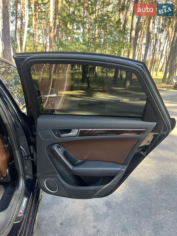 Седан Audi A4 2014 в Черкассах