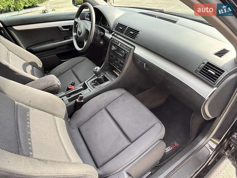 Седан Audi A4 2003 в Харькове
