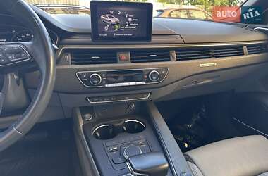 Седан Audi A4 2017 в 