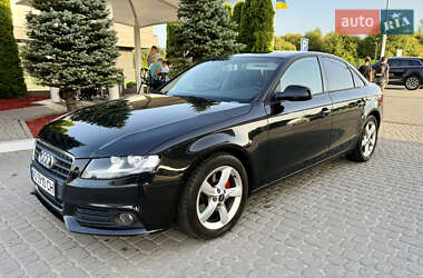 Седан Audi A4 2010 в Львові